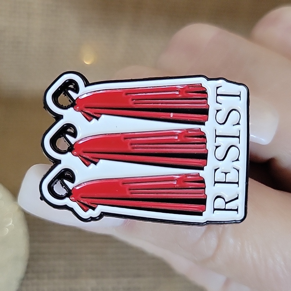 HANDMAID'S TALE FEMINIST PIN